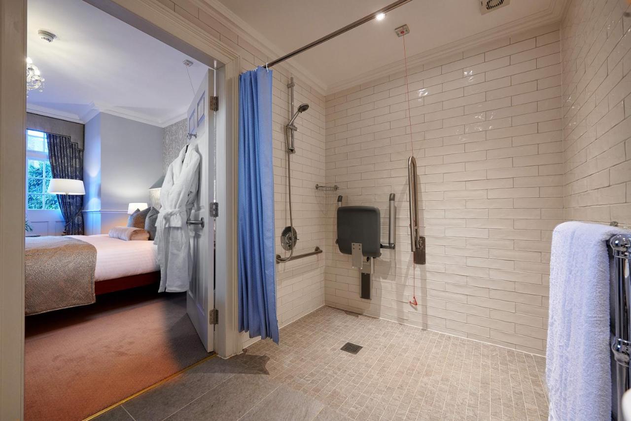 The Bonham Hotel Единбург Екстериор снимка A wet room in a hotel