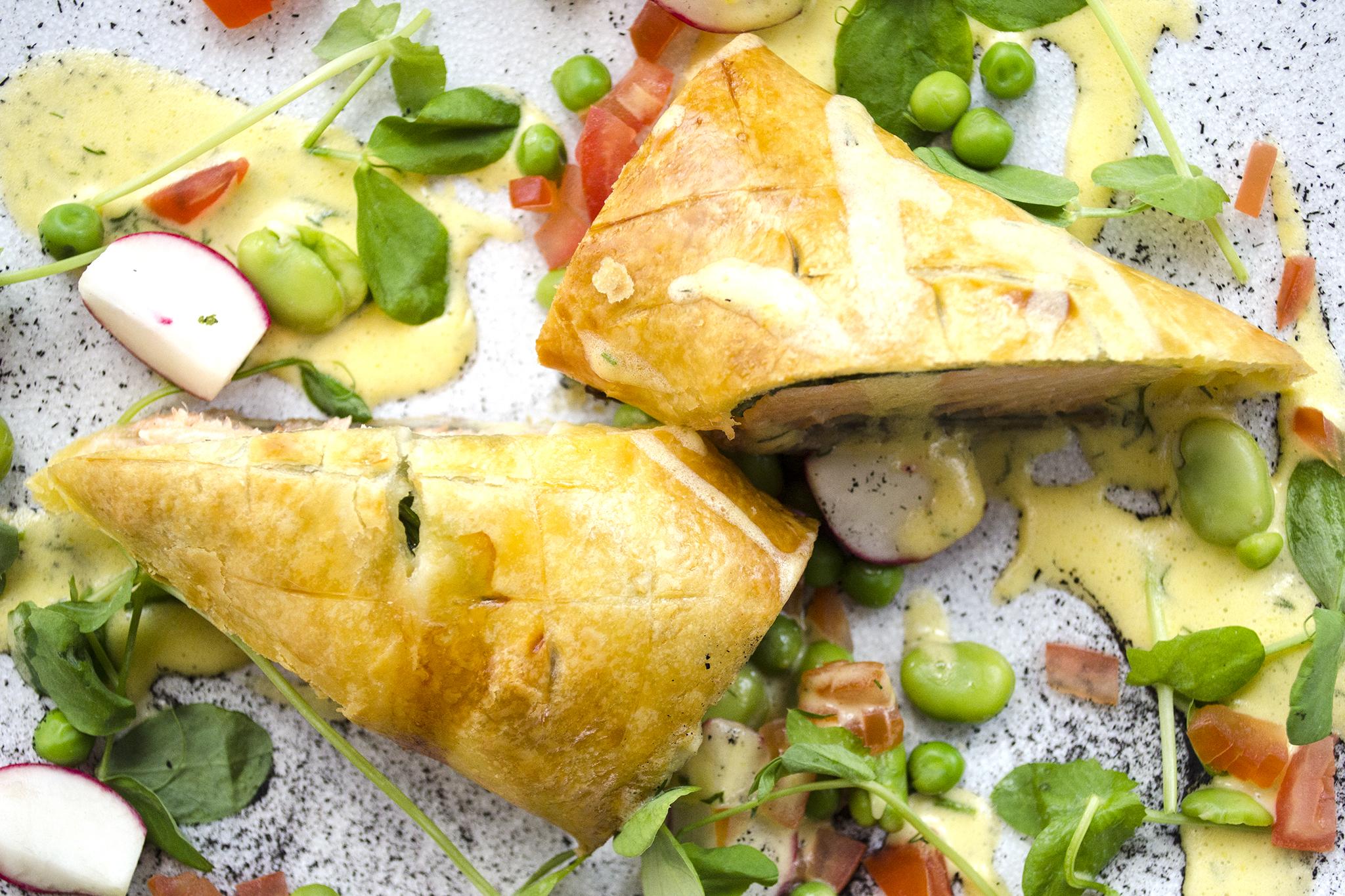 The Bonham Hotel Единбург Екстериор снимка A chicken and vegetable pie